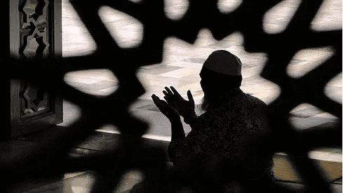 شبهه: چرا خداوند ما را خلق کرد، درحالی‌که به ما نیازی ندارد؟